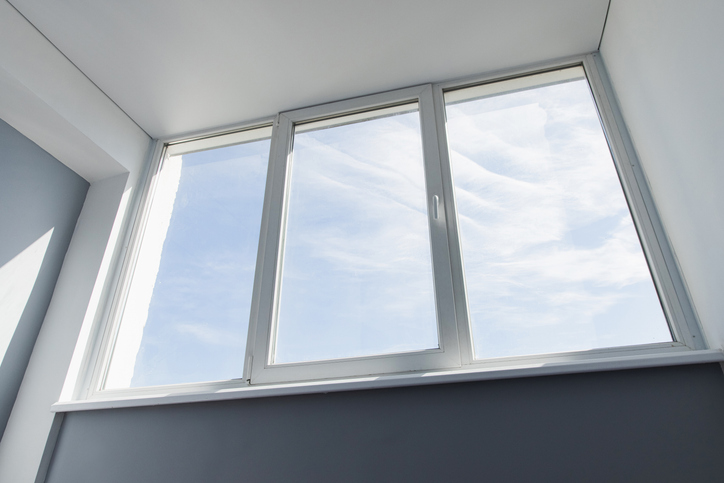 Signs Your Window Needs Repair or Replacement Before Winter