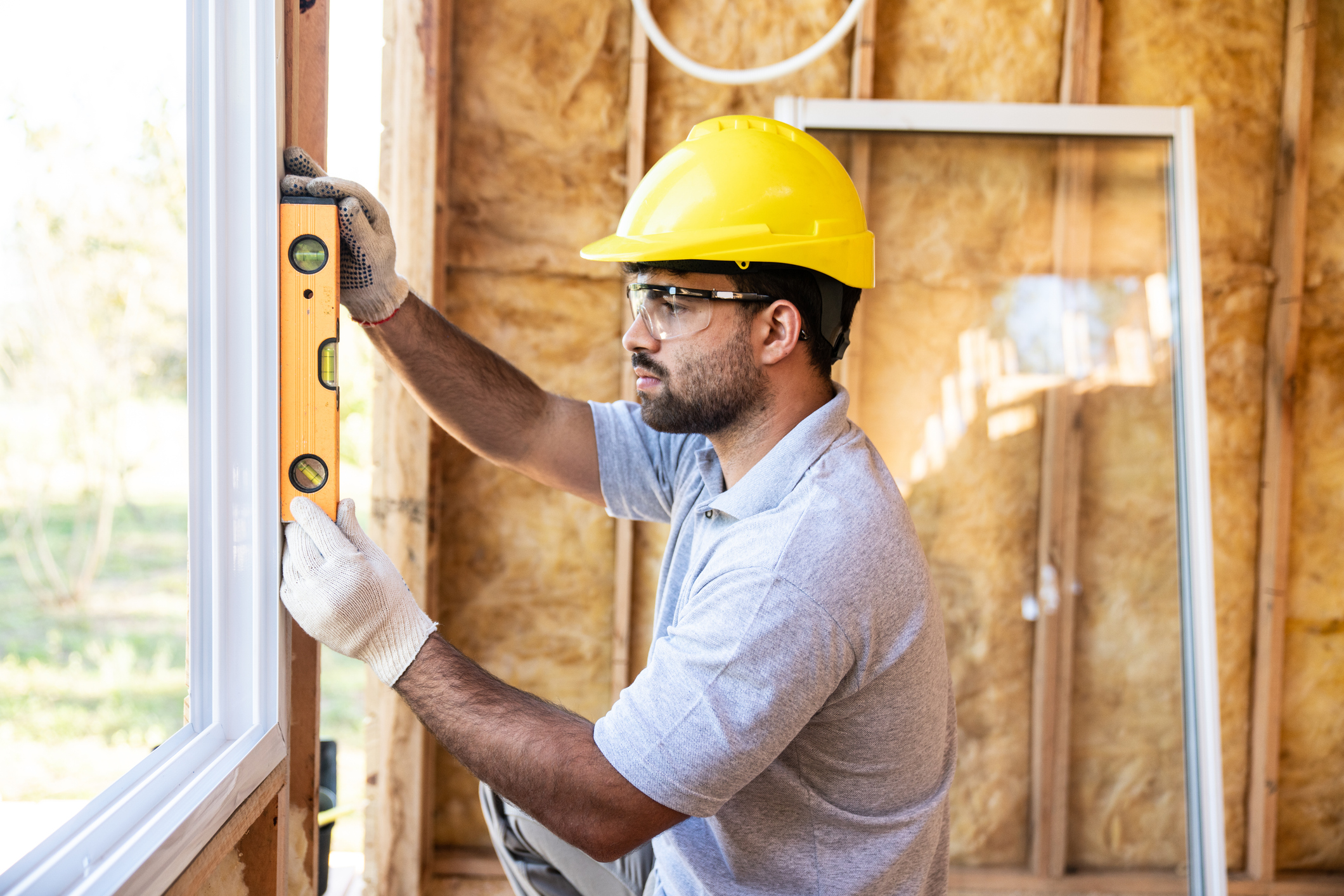 A Complete Guide For Homeowners About The Replacement of Wooden Windows