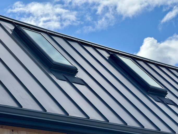 Benefits of Pro Skylight Install for Your Home